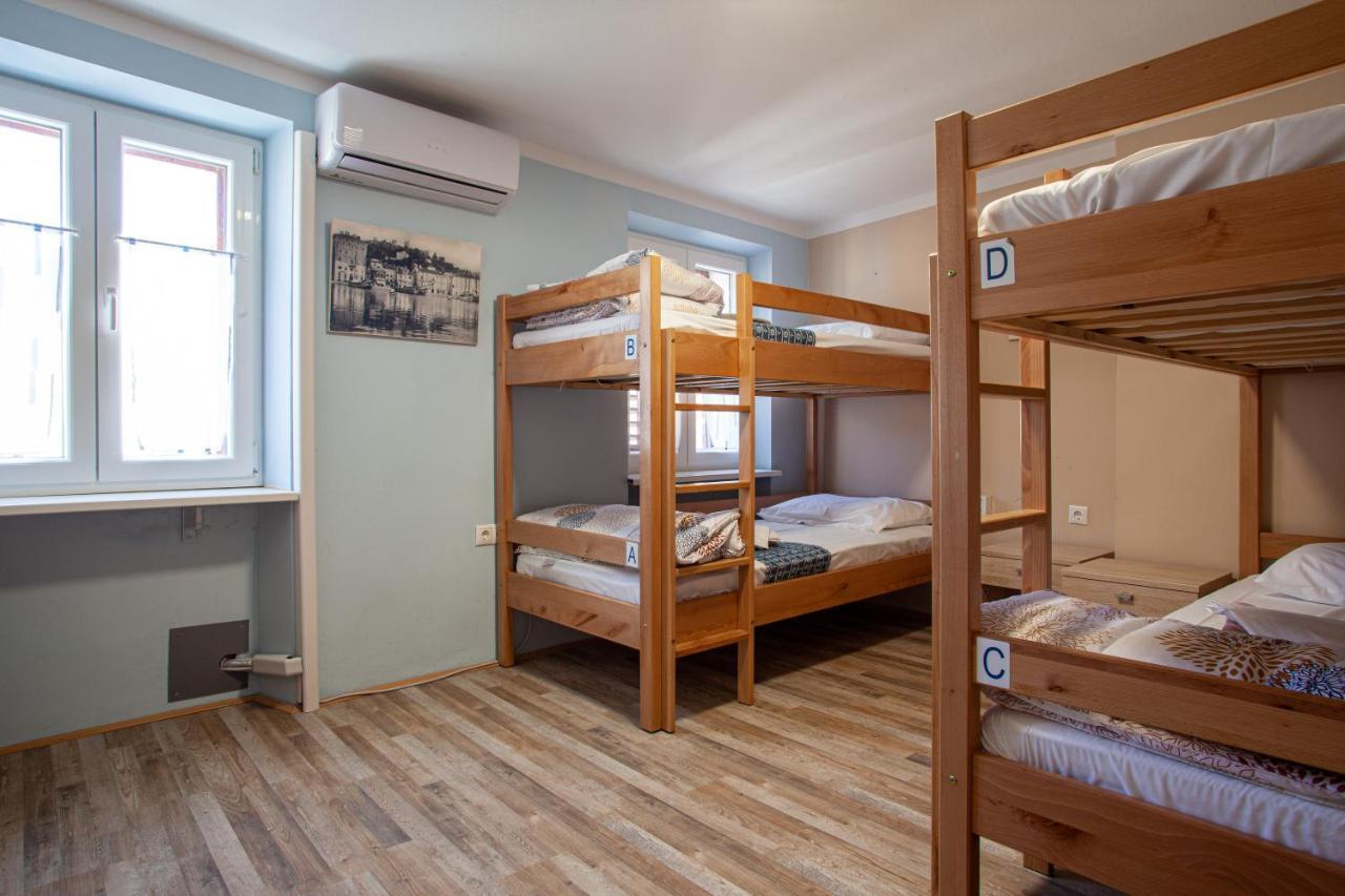 Hostel Adriatic Piran (Adults Only) ภายนอก รูปภาพ