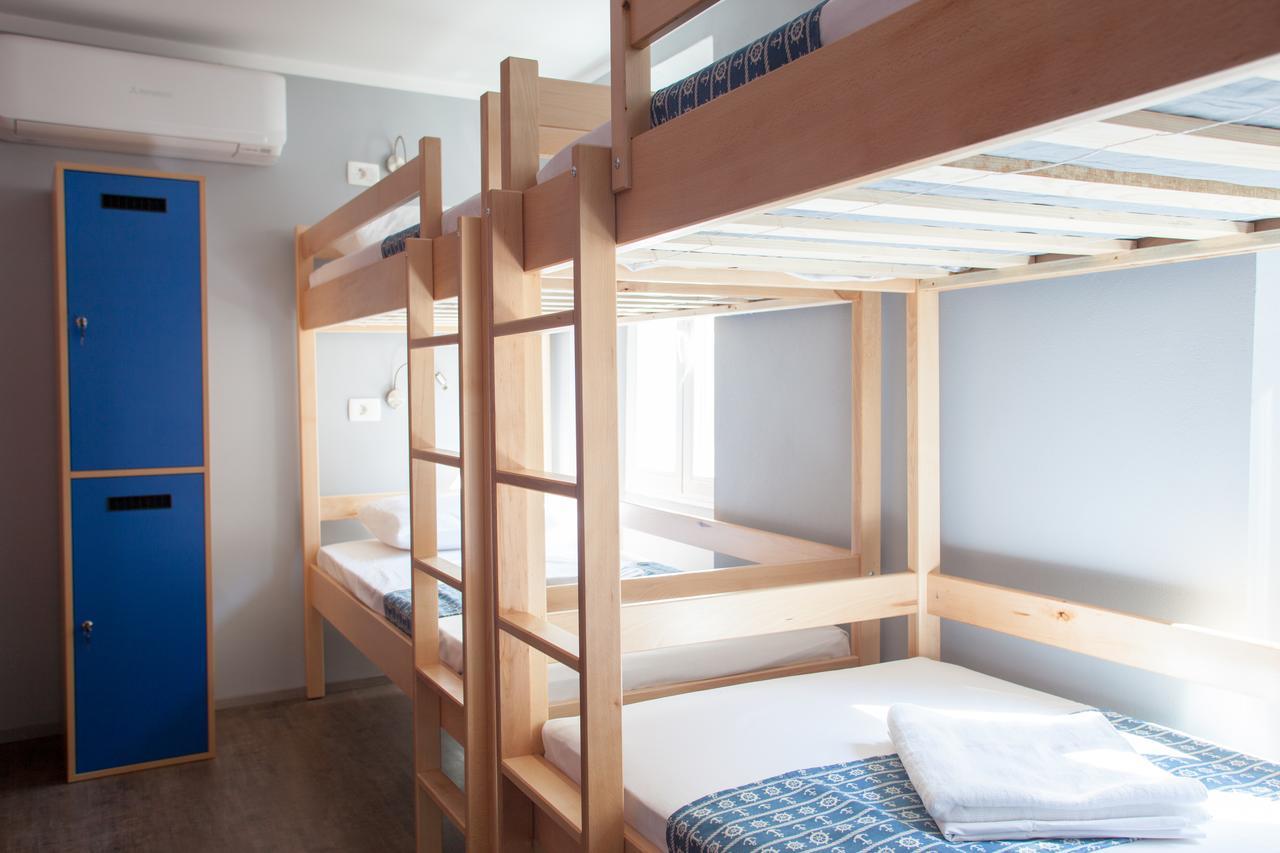 Hostel Adriatic Piran (Adults Only) ภายนอก รูปภาพ
